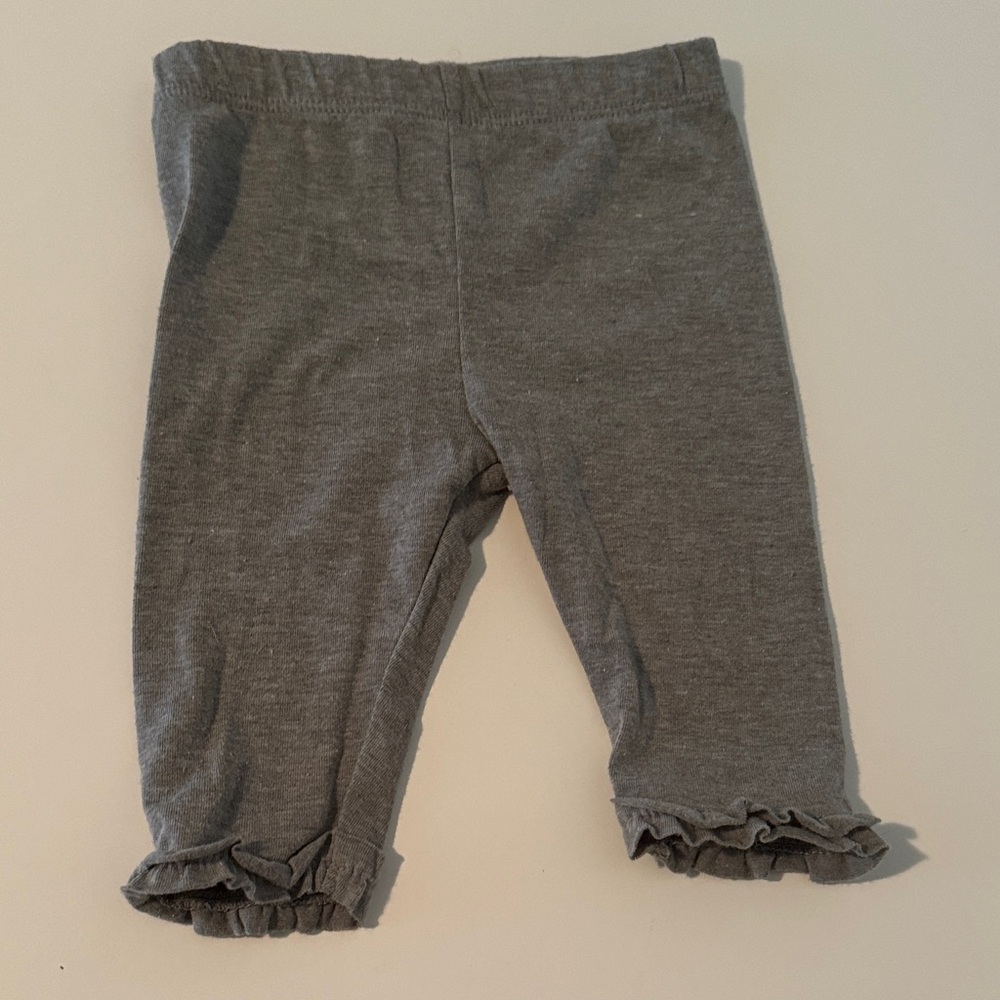 Circo Charcoal Ruffle Leggings 3 months